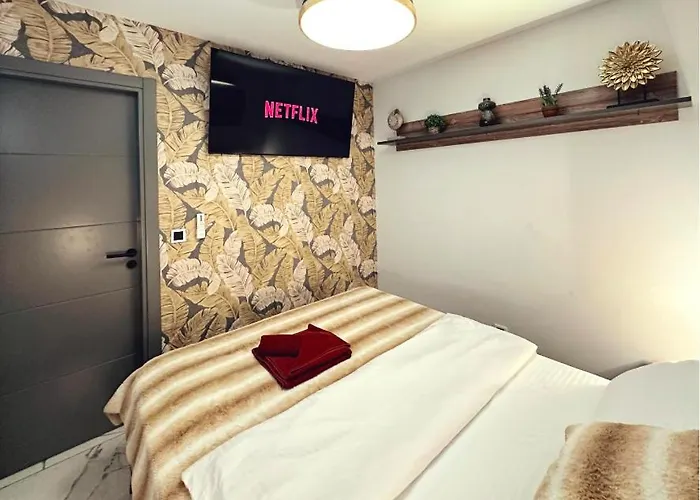 Lagom Paraiso Royal * 아로나